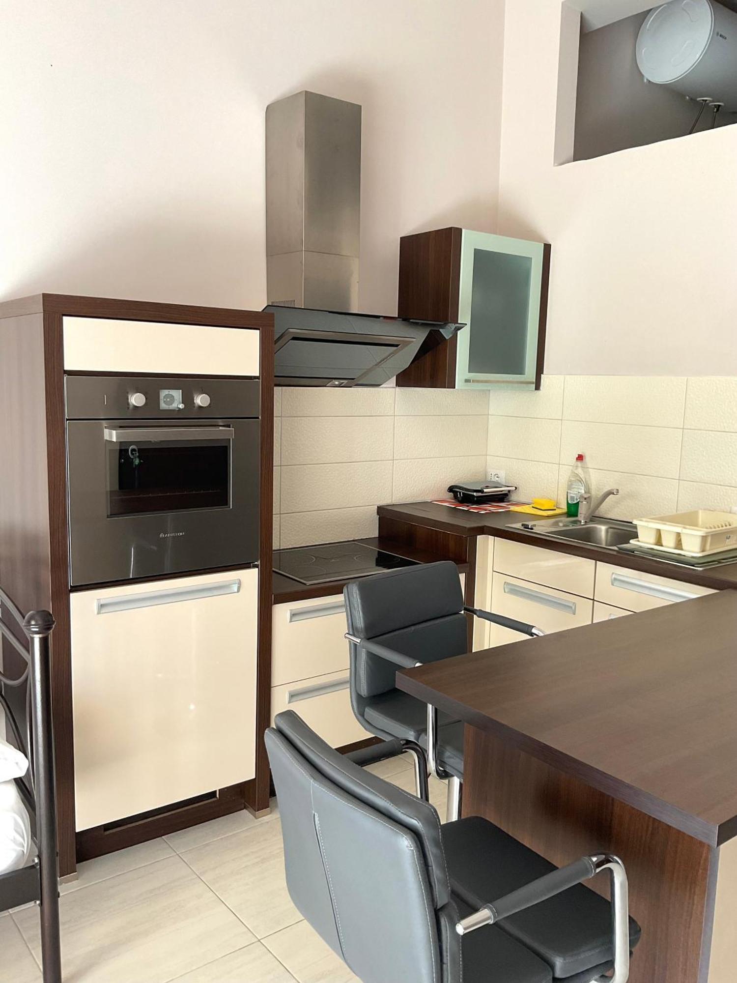 Mojito Beach Apartments With Free Parking Saranda Szoba fotó