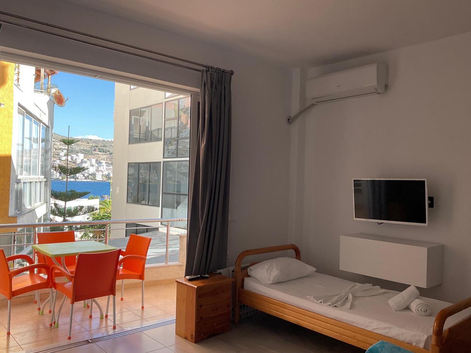 Mojito Beach Apartments With Free Parking Saranda Szoba fotó