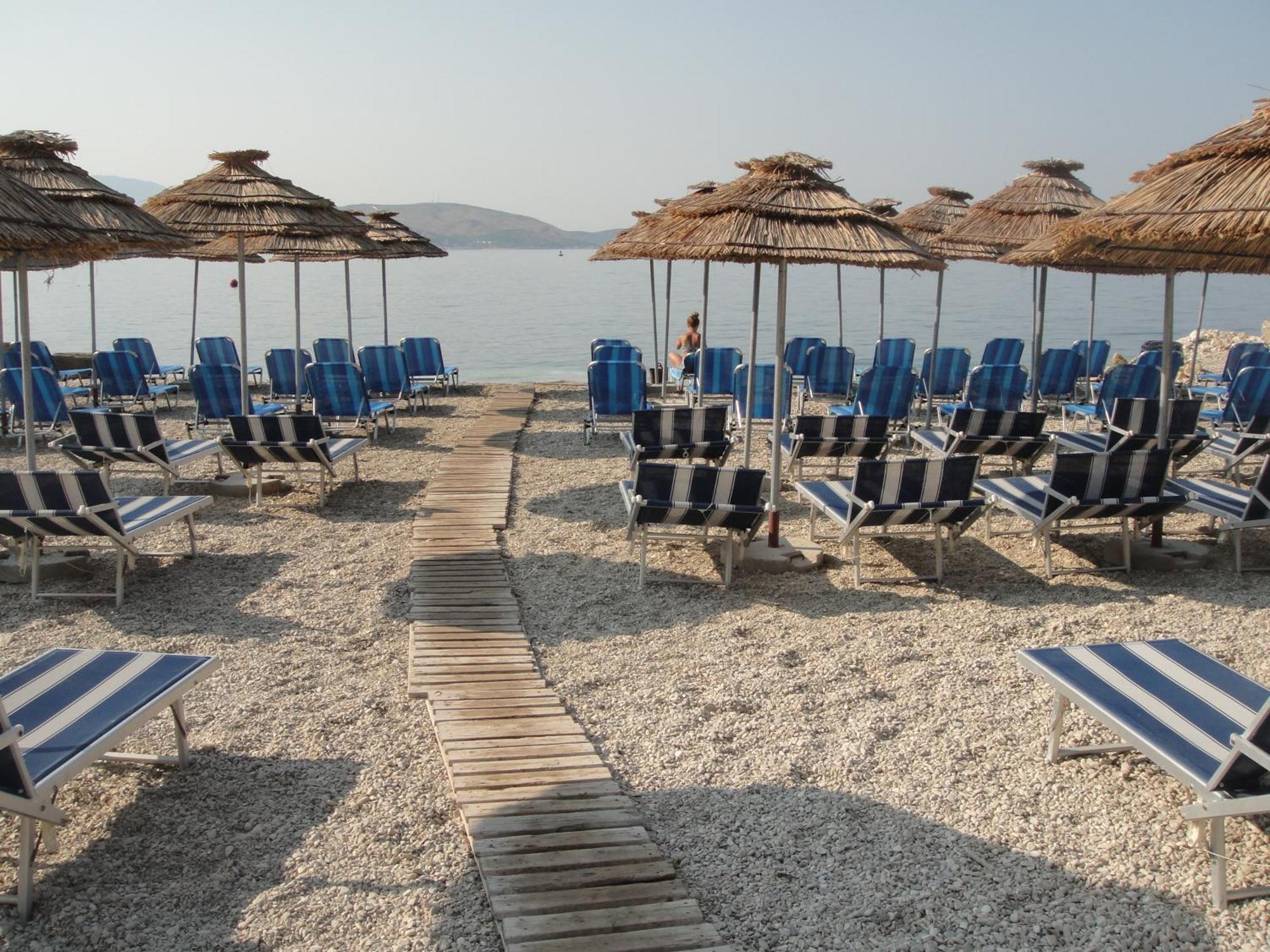 Mojito Beach Apartments With Free Parking Saranda Kültér fotó